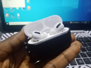 AirPods Keep Cutting Out